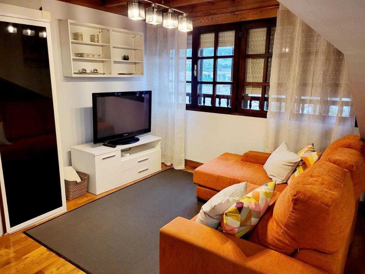 El Mirador De La Torre Apartment Potes Luaran gambar